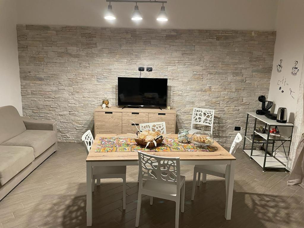 シラクーサ La Pietra Di Giadaヴィラ エクステリア 写真